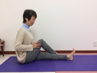 yoga122.JPG